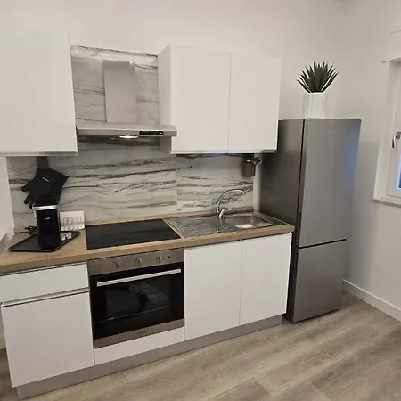 White - De Angelis Sant'Agnello